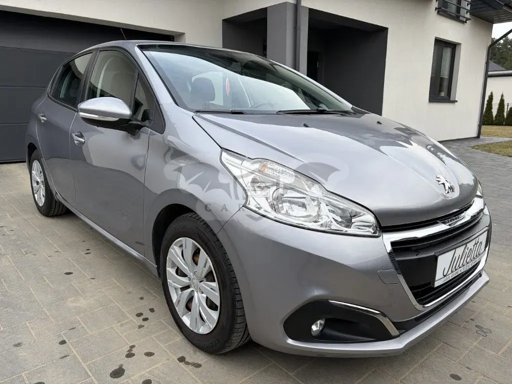 Peugeot 208 I PureTech 82 Stop & Start Signature 2019