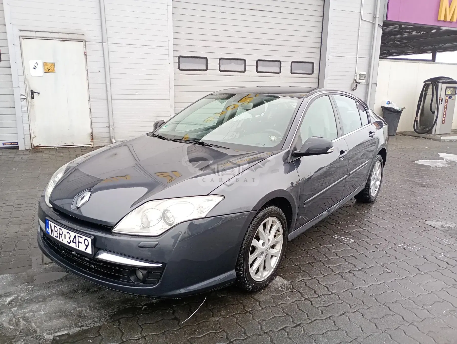 Renault Laguna III ver-2-0-dci-dynamique 2011