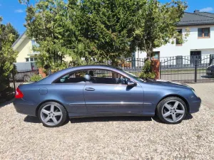 Mercedes-Benz CLK W209 2002