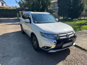 Mitsubishi Outlander III 2.0 Intense + Navi 4WD CVT 2017