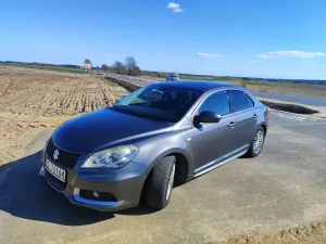 Suzuki Kizashi 2.4 4x2 Sport 2010