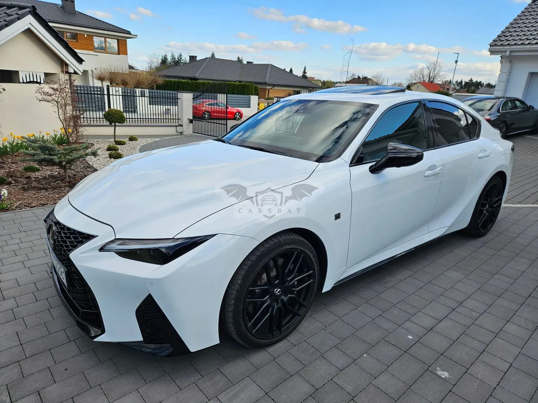 Lexus  lexus is500 24r 2024