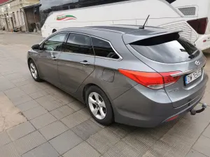 Hyundai i40 Kombi blue 1.7 CRDi Classic 2012