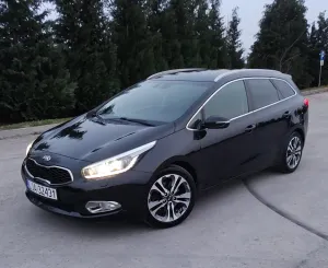 Kia Ceed II 1.6 GDI Dream Team Edition 2015