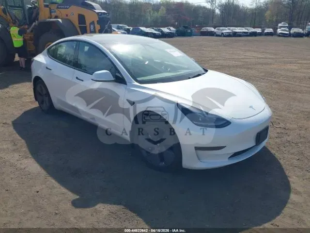 Tesla Model 3 2022