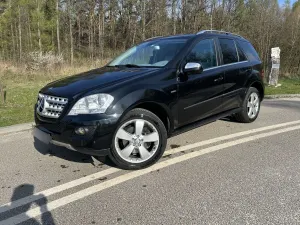 Mercedes-Benz ML W164 300 CDI 4Matic 7G-TRONIC DPF BlueEFFICIENCY 2009