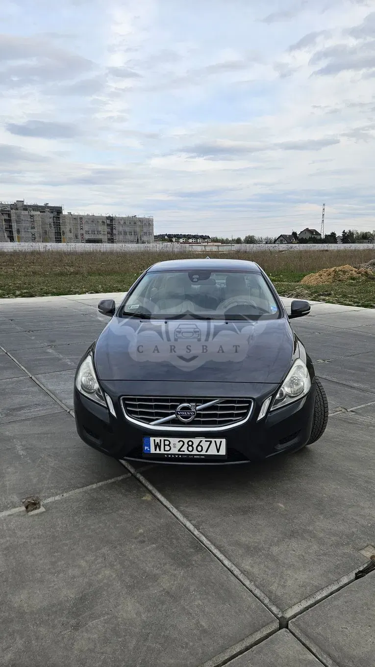 Volvo S60 II D3 Momentum 2011