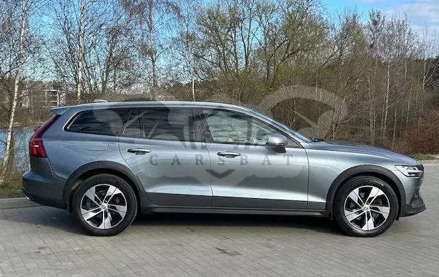 Volvo V60 II D4 AWD 2020