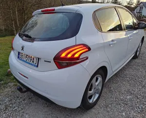 Peugeot 208 I 2016