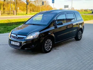 Opel Zafira B 2011