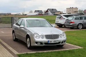 Mercedes-Benz E W211 2006