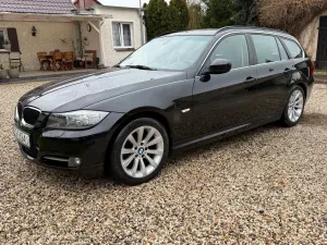 BMW 3 Series E90/E91/E92/E93 318d DPF Edition Lifestyle 2010