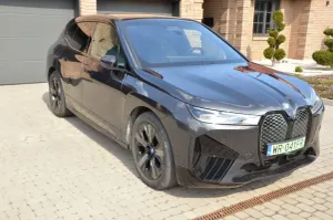 BMW iX xDrive40 76.6kWh 2022