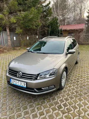 Volkswagen Passat B7 2.0 TDI BlueMotion Technology Highline 2012