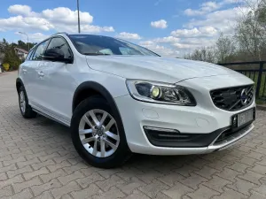 Volvo V60 I D3 Geartronic Summum 2017