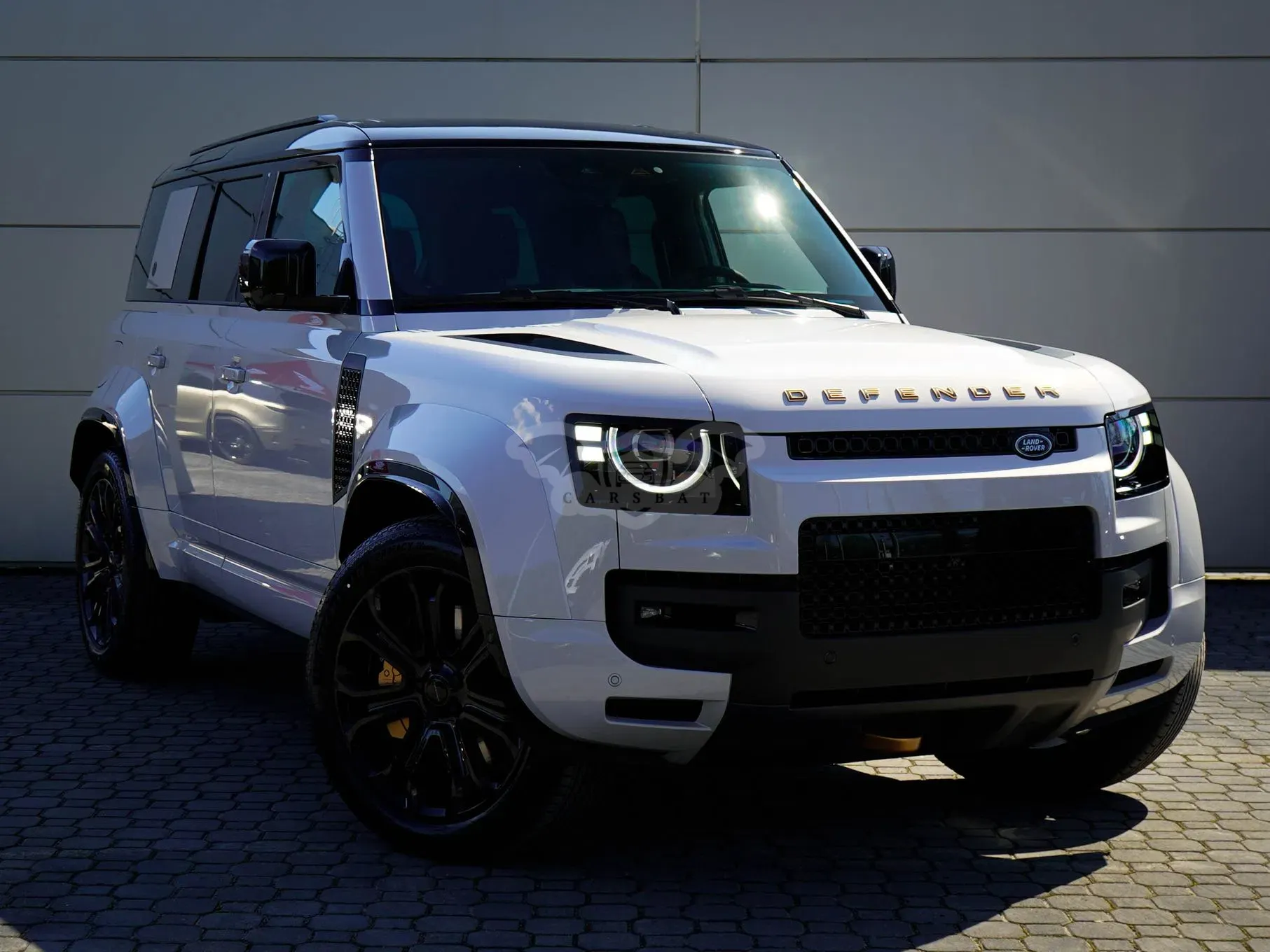 Land Rover Defender 2026