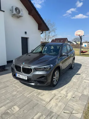 BMW X1 F48 sDrive18i Sport Line 2020