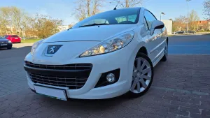 Peugeot 207 2012
