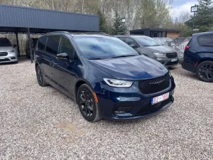 Chrysler Pacifica 2024
