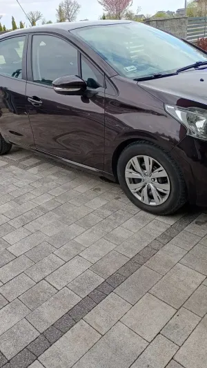 Peugeot 208 I 2012