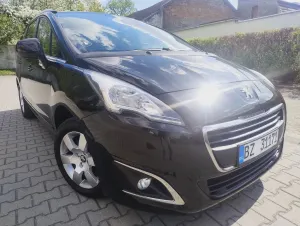 Peugeot 5008 I 2.0 HDi Family 7os 2015
