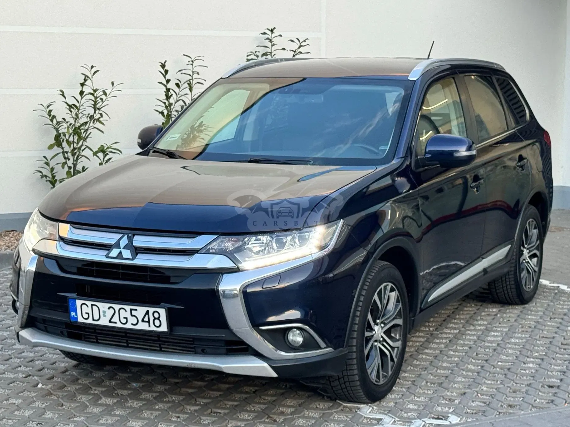 Mitsubishi Outlander III 2.2 DI-D Intense + SDA 4WD 2015
