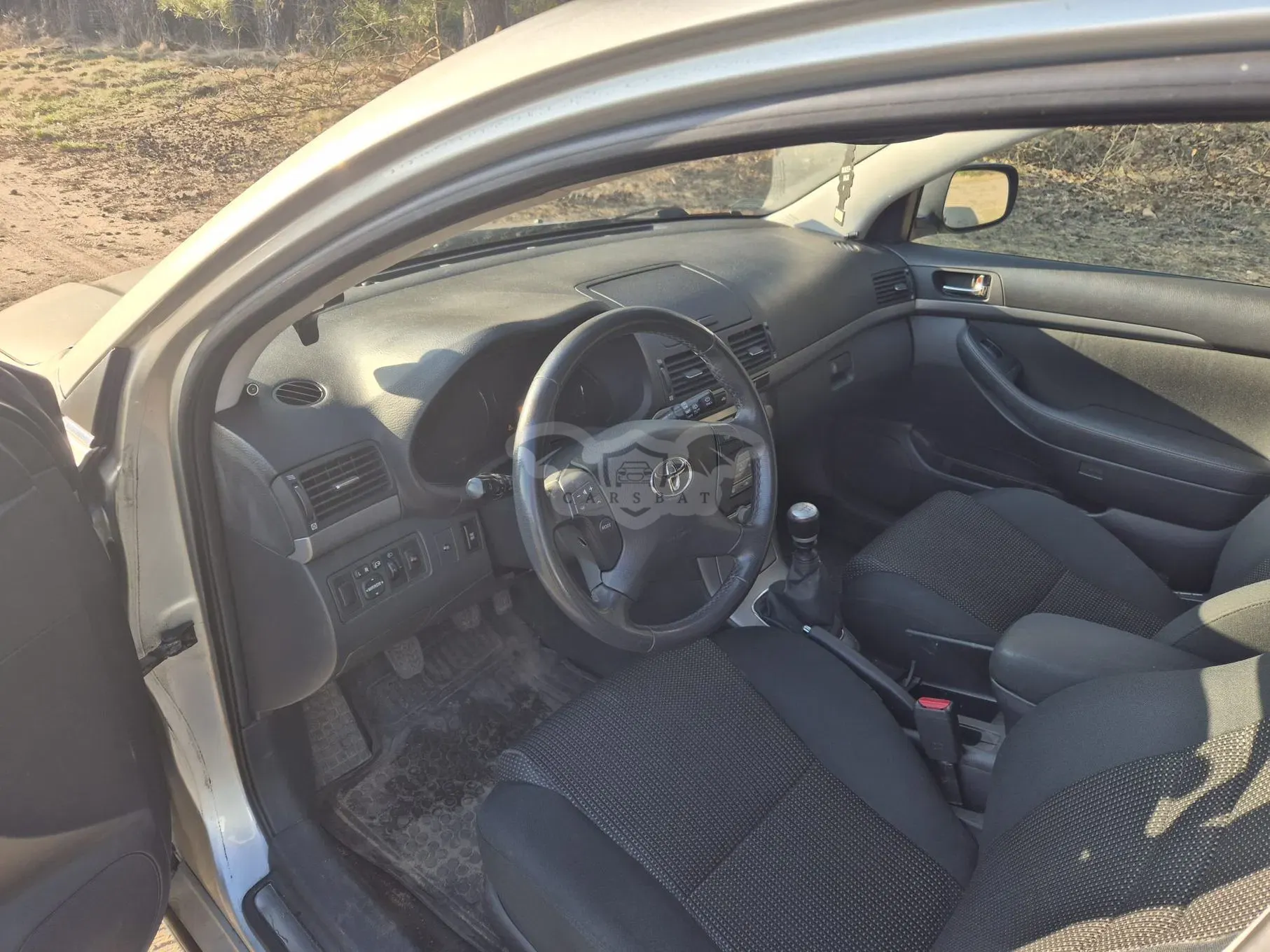 Toyota Avensis III 2.0 D-4D Sol 2006