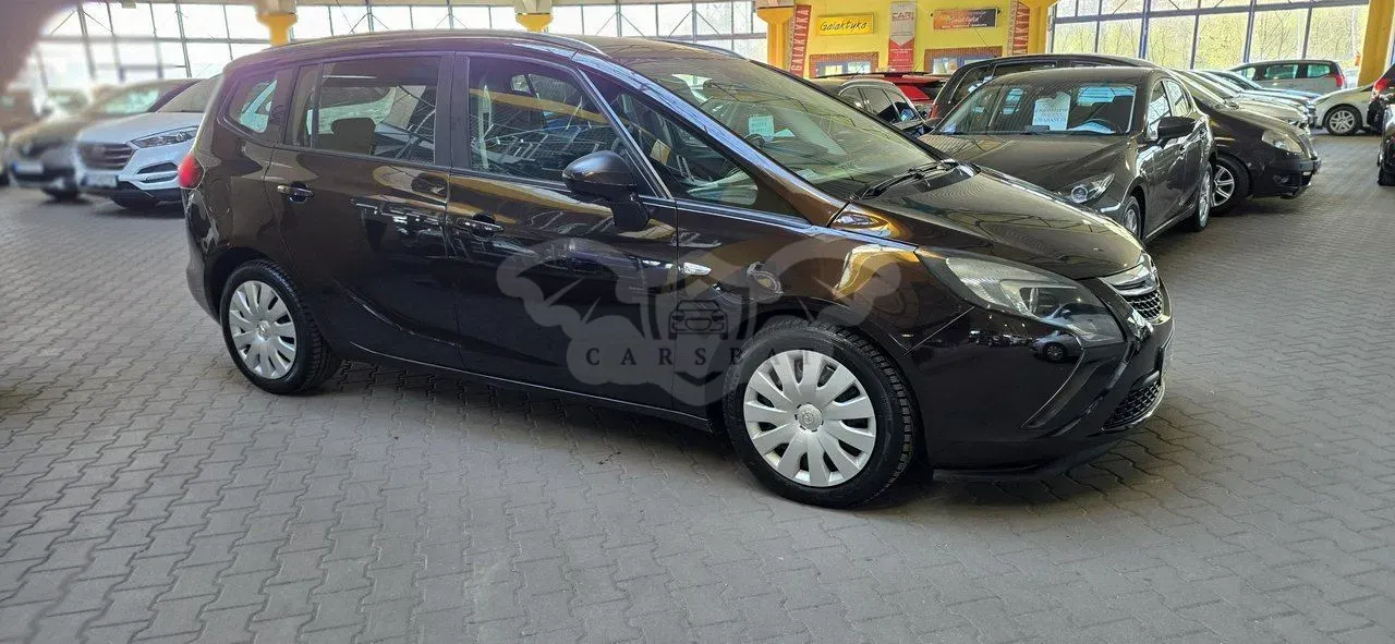 Opel Zafira C 2015