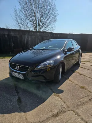 Volvo V40 II D2 Base 2014