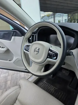 Volvo XC60 II T6 AWD Geartronic Inscription 2021