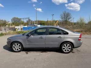 Volvo S40 II 2.0D 2006
