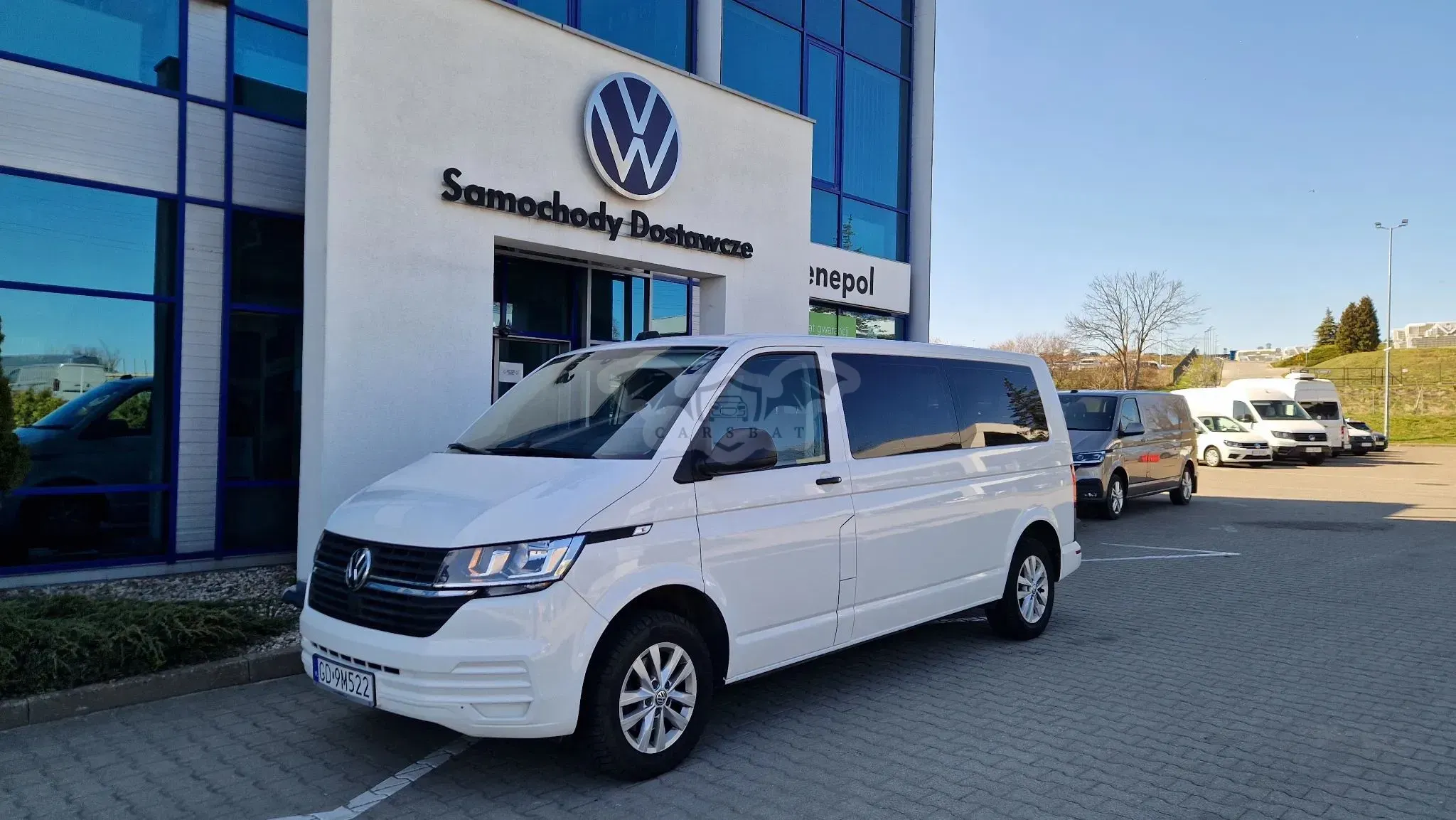 Volkswagen Transporter T6 Kombi L2H1 2024