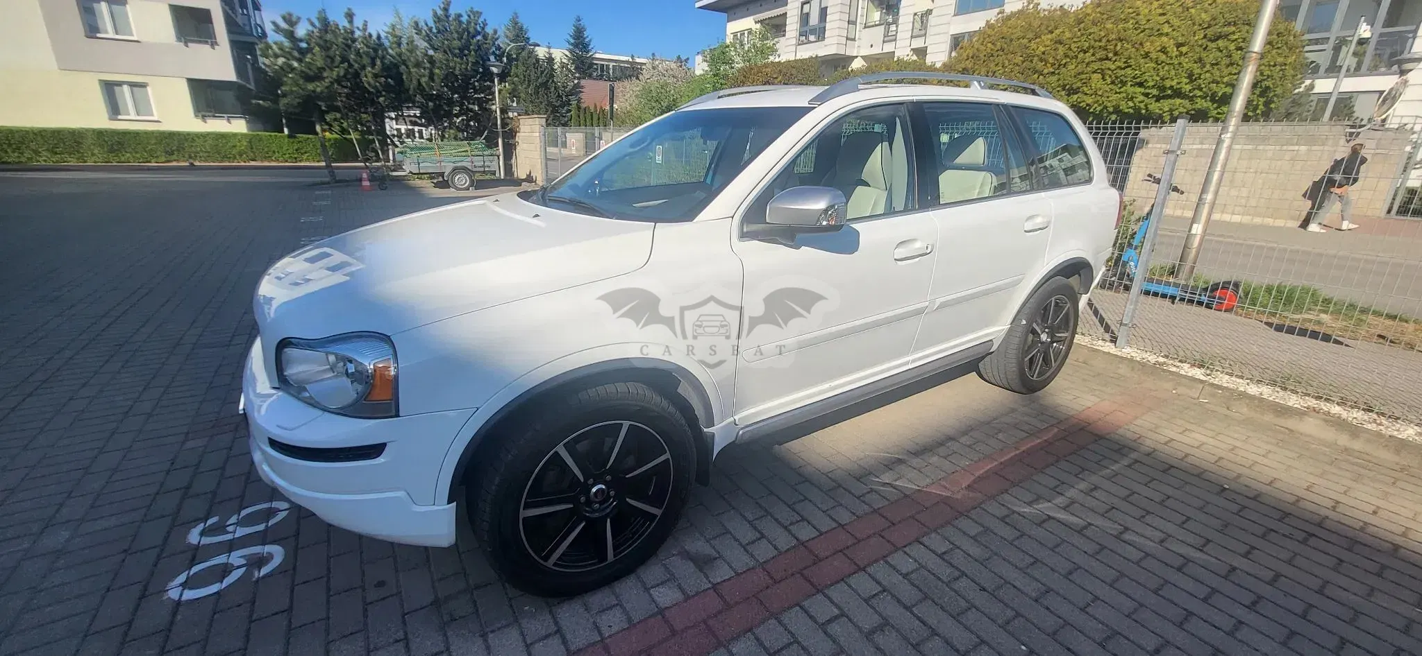 Volvo XC90 I D3 FWD R-Design 2012