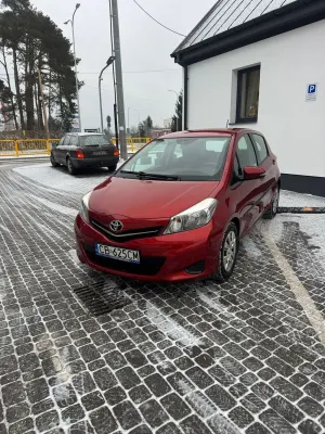 Toyota Yaris III 1.0 Active 2013