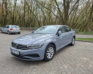 Volkswagen Passat B8 2.0 TDI EVO Business 2022