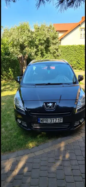 Peugeot 5008 I 2011