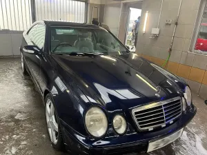 Mercedes-Benz CLK W208 2002