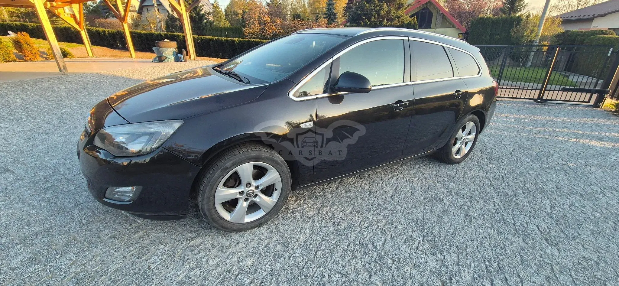 Opel Astra J 2.0 CDTI Sport 2011