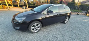 Opel Astra J 2.0 CDTI Sport 2011
