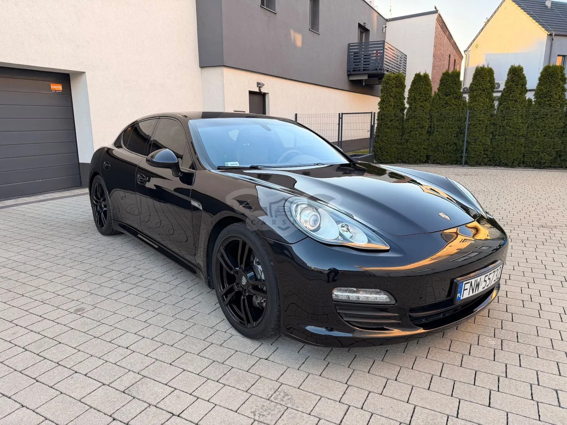 Porsche Panamera 4 PDK 2011