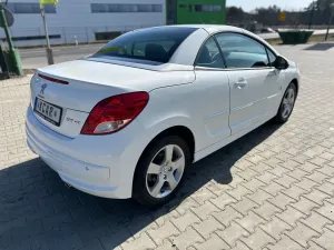 Peugeot 207 2012
