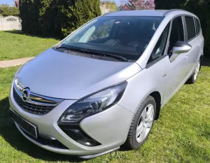 Opel Zafira C 2016