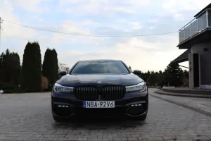 BMW 7 Series G11/12 740i 2019