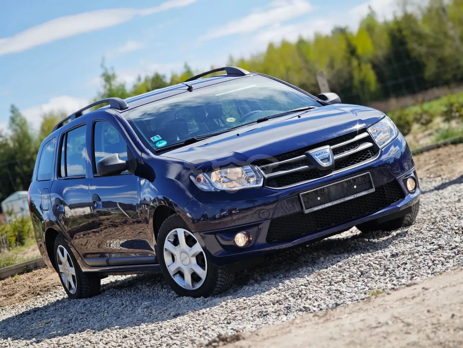 Dacia Logan II 1.2 16V 75 Essentiel 2014