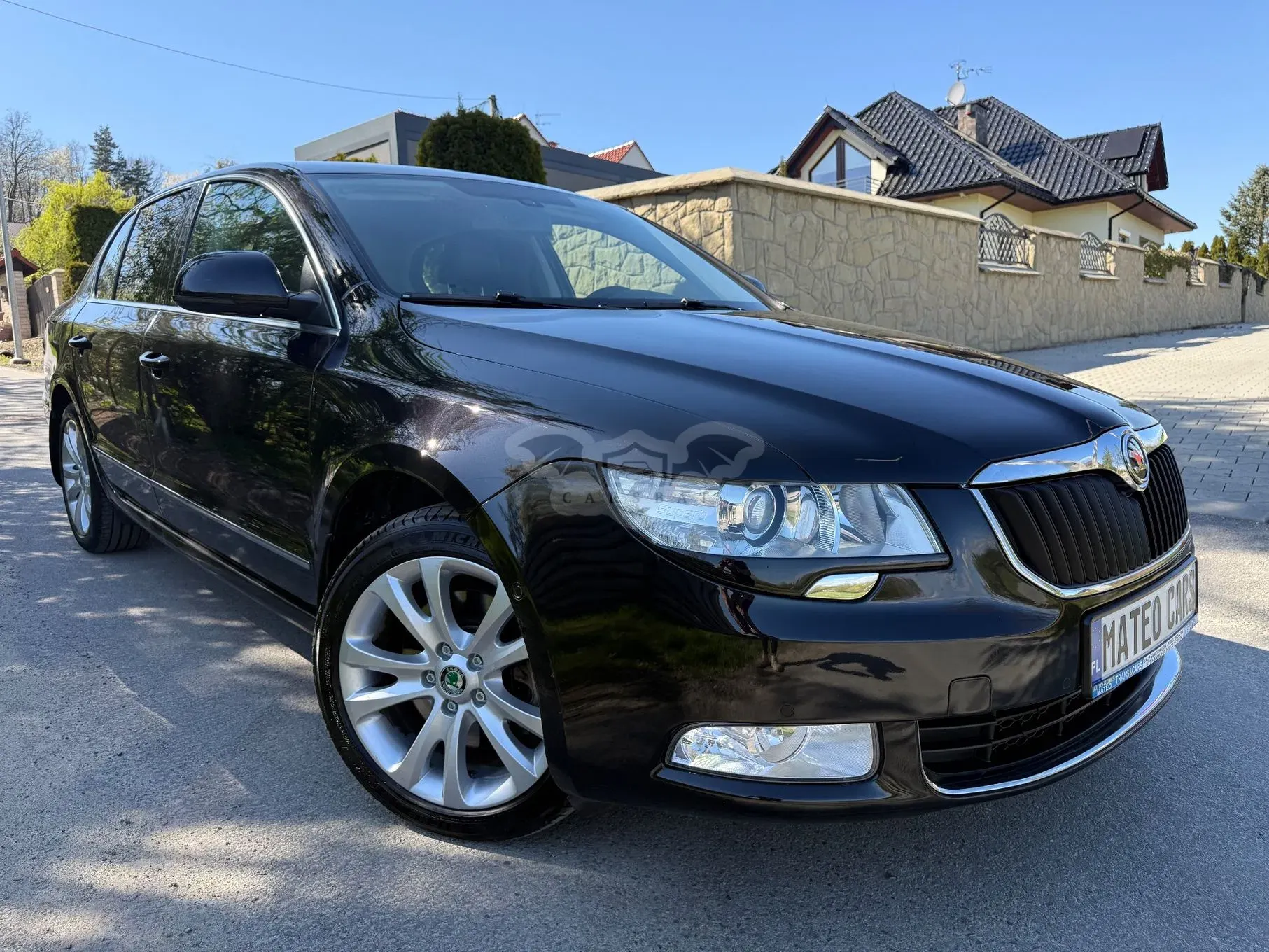 Skoda Superb II 2.0 TDI L&K DSG 2014