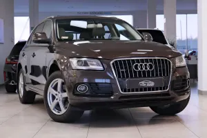 Audi Q5 8R 2.0 TFSI quattro tiptronic 2011
