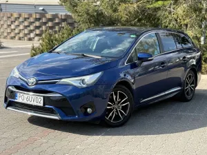 Toyota Avensis III 2.0 D-4D Prestige 2015