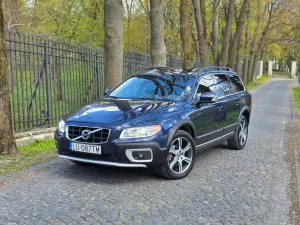 Volvo XC70 2011