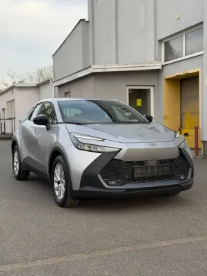 Toyota C-HR Business-Edition 2025