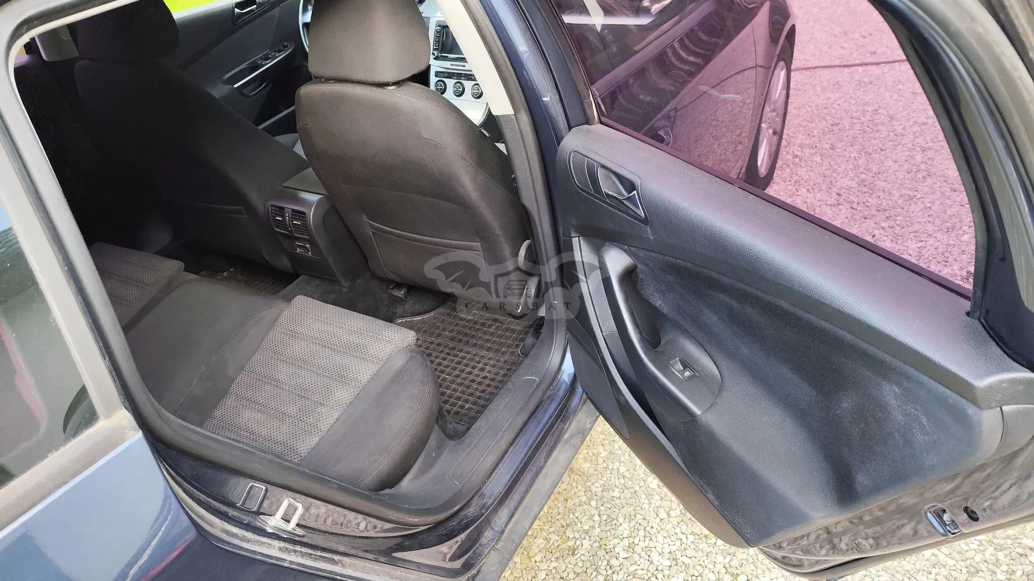 Volkswagen Passat B6 2.0 TDI DPF Highline DSG 2006